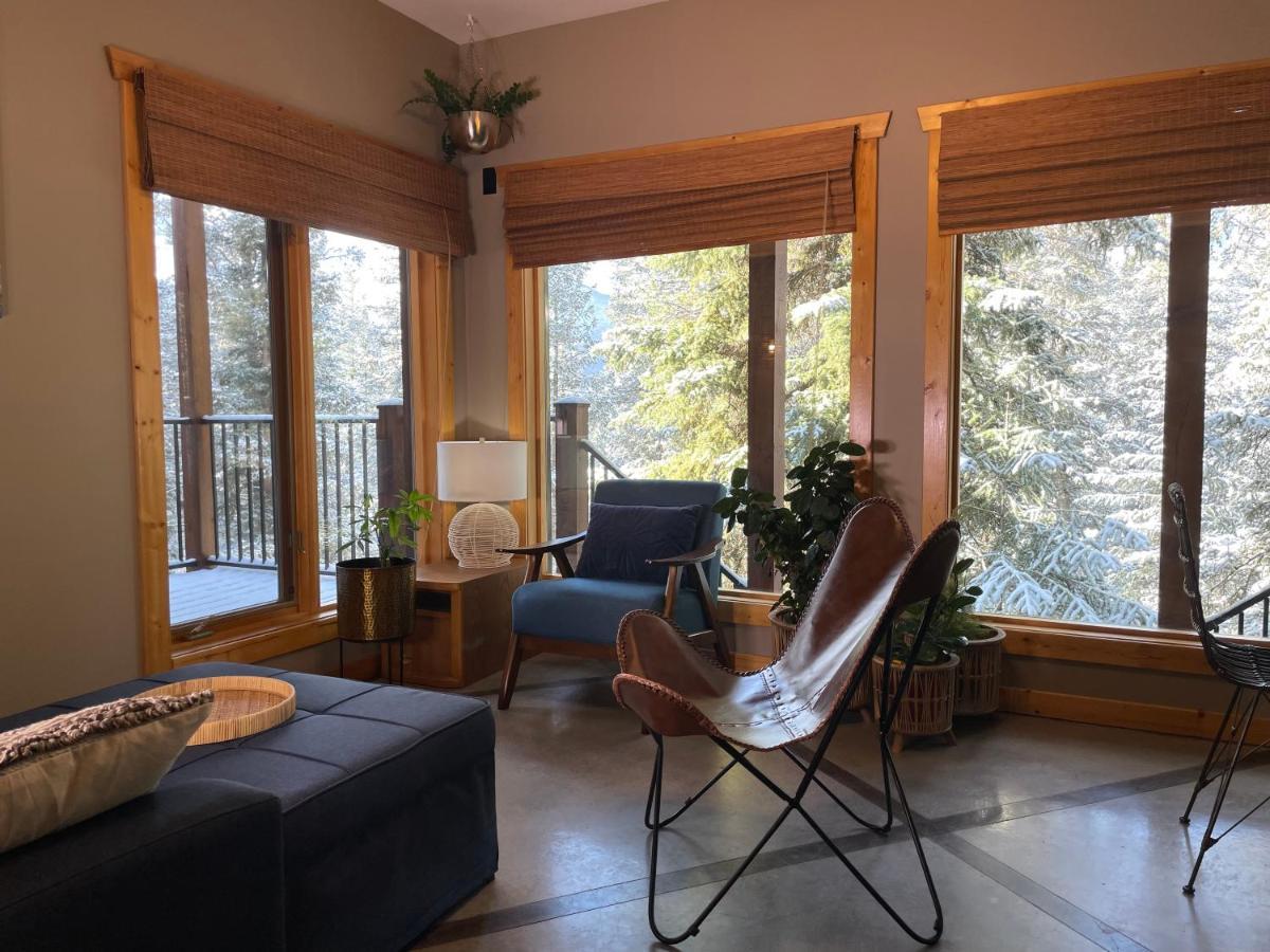 Blanchard Mountain Bnb Канмор Экстерьер фото